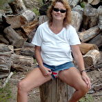 First pic of Outdoor Mature - Hot Daily Updates!