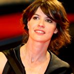 Second pic of Irene Jacob sex pictures @ MillionCelebs.com free celebrity naked ../images and photos