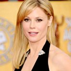 First pic of Julie Bowen posing at 17th Annual Screen Actors Guild Awards