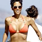 Second pic of  Halle Berry fully naked at Largest Celebrities Archive! 