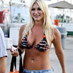Second pic of Busty Brooke Hogan shows cleavage in bikini top