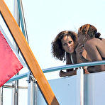 Third pic of Alicia Keys in white bikini pregnant on a boat