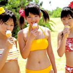 Second pic of Japanese girls