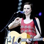 Fourth pic of Amy McDonald on the Rock In Rio stage with guitar