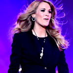 First pic of Carrie Underwood performs at the 2014 Global Citizen Festival