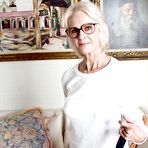 First pic of Horny Grannies:This site dedicated to older and mature women addicted to sex.