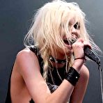 Third pic of Taylor Momsen absolutely naked at TheFreeCelebMovieArchive.com!