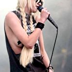 Fourth pic of Taylor Momsen absolutely naked at TheFreeCelebMovieArchive.com!