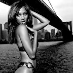 Fourth pic of ::: Paparazzi filth ::: Tyra Banks gallery @ Celebs-Sex-Sscenes.com nude and naked celebrities