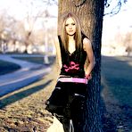 First pic of Avril Lavigne