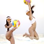Second pic of Sexy Melissa, Suzie and Suzie Carina play with balls | Nextdoor Mania