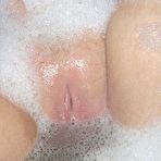 Third pic of BATH ROOM - Amateur photos of girls washing in the bath