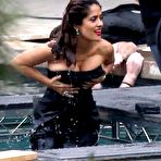 First pic of :: Largest Nude Celebrities Archive. Salma Hayek fully naked! ::