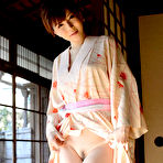 Second pic of JPsex-xxx.com - Free japanese av idol Yuria Satomi 里美ゆりあ Pictures Gallery