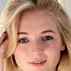 Third pic of Leona Honey in Renies MetArt free picture gallery