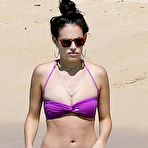 Fourth pic of Chloe Bridges on bikini on a beach in Hawaii