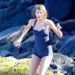 Fourth pic of Taylor Swift fully naked at Largest Celebrities Archive!