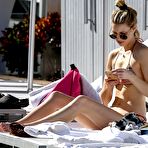 Second pic of Whitney Port sexy cleavage in bikini