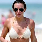 First pic of Katie Cassidy caught in bikini on a beach