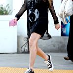 Third pic of Avril Lavigne titslip while shopping paparazzi shots