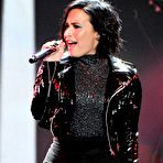 Third pic of Demi Lovato performs at Jingle Ball 2015