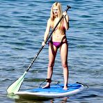 Second pic of Ava Sambora paddleboarding in Hawaii