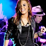 First pic of Demi Lovato sexy performs live in concert at the Amway center in Daytona beach