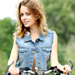 First pic of MetArt - Lucia D BY Goncharov - KURILI
