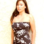 First pic of Avena Lee: Sexy brunette Asian model Avena... - BabesAndStars.com