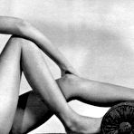 First pic of Lauren Hutton sexy and naked b-&-w photos