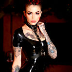 Second pic of 
      Leigh Raven peels off her skintight shiny latex dress
    