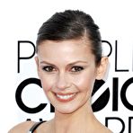 Fourth pic of Olga Fonda at The 40th Annual Peoples Choice Awards