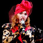 Second pic of Paloma Faith performing at Isle of Wight music festival