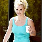 Third pic of Britney Spears in shorts & blue shirt