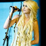 First pic of Taylor Momsen sexy live performs on the stage in Paris