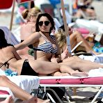 Fourth pic of Vanessa & Stella Hudgens on a beach