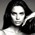 Fourth pic of Sara Sampaio sexy, topless & fully nude
