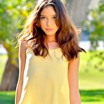 Second pic of Melody in Yellow
