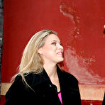 First pic of Victoria Swinger: Victoria Swinger allows her boyfriend... - BabesAndStars.com