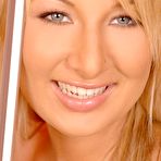 First pic of Lara in Lara's horny shower show [Part 2]