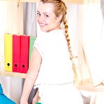 Fourth pic of Sara Hilton in Sara Hilton's Innerspace