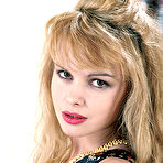 Third pic of Nylon On Me