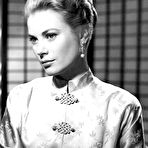 First pic of Grace Kelly
