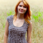 First pic of Redhead takes off her skin-tight dress and shows her fiery pussy - aMetart.com
