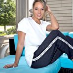 First pic of Nikki Sims Posing in Sweatpants