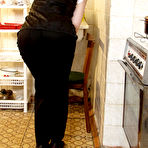 Fourth pic of Katta in Katta in asians