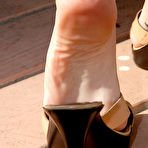 Second pic of Mellissa in Mellissa in footfetish