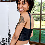 Fourth pic of Indie Cass in Indie Cass in black women