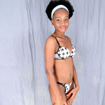 Fourth pic of Sunye in Sunye in exotic and hairy