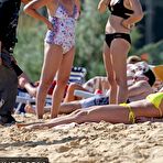 Second pic of Britney Spears Sexy on the beach in Hawaii in a yellow bikini - AZNude